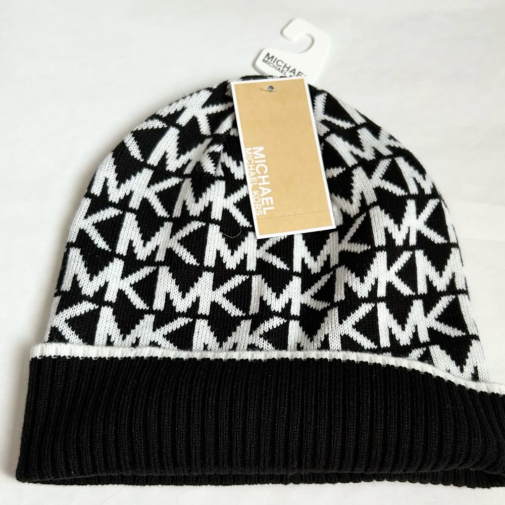 Michael Kors Winter Hat NWT